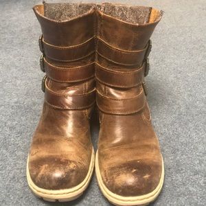 Women’s BOC BORN brown leather boots.